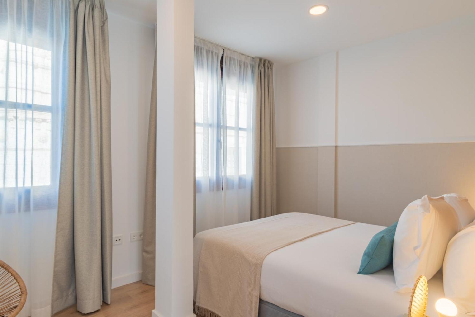 Feelathome Atarazanas Apartments Málaga Extérieur photo