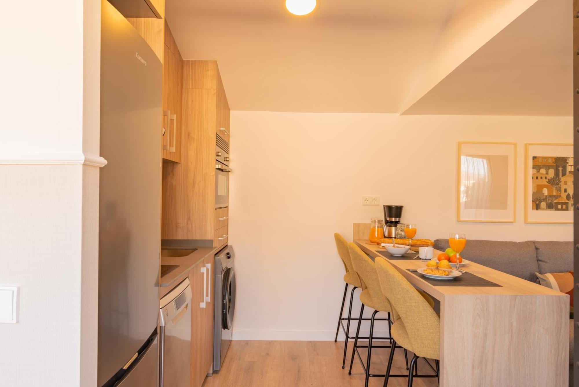 Feelathome Atarazanas Apartments Málaga Extérieur photo