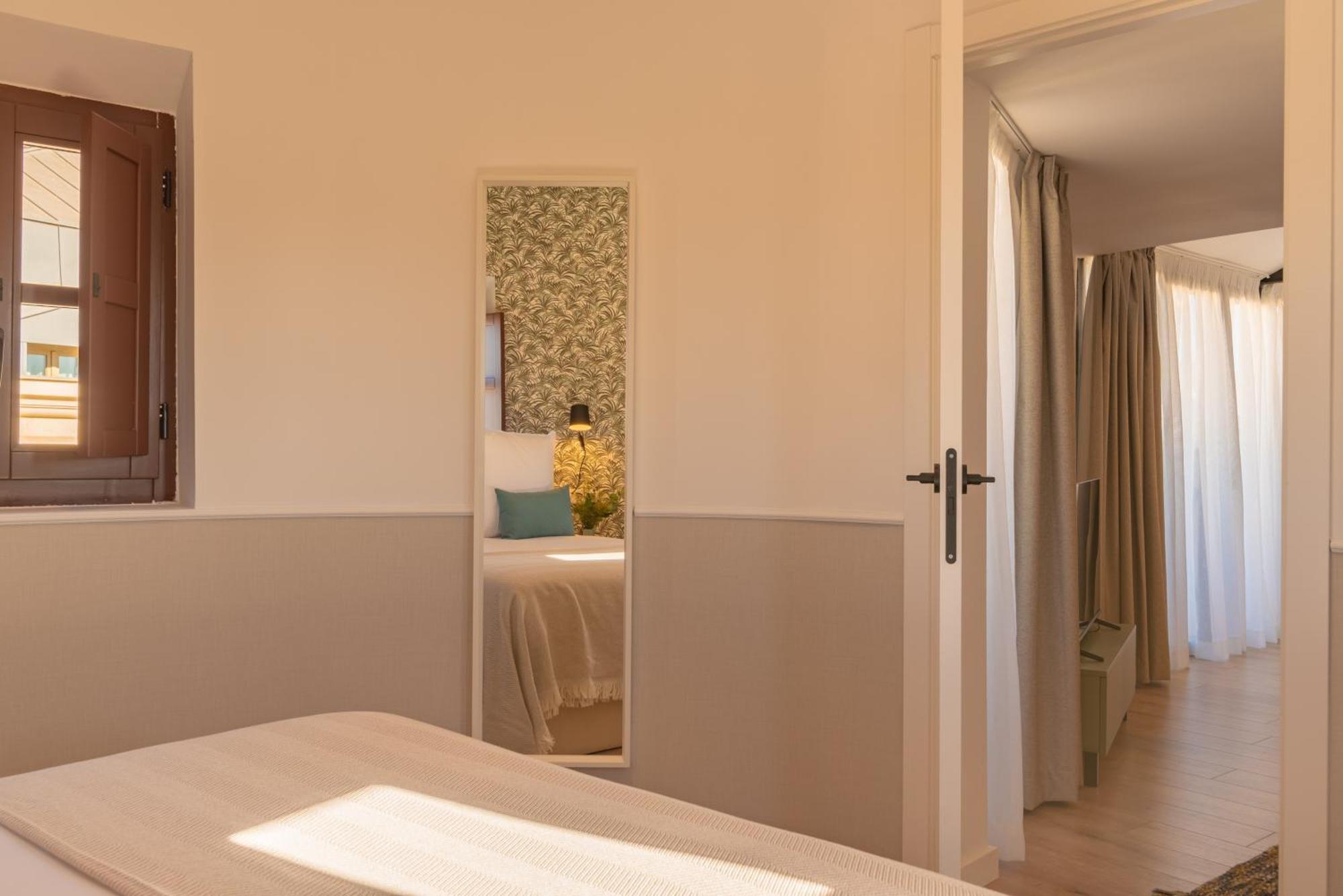Feelathome Atarazanas Apartments Málaga Extérieur photo