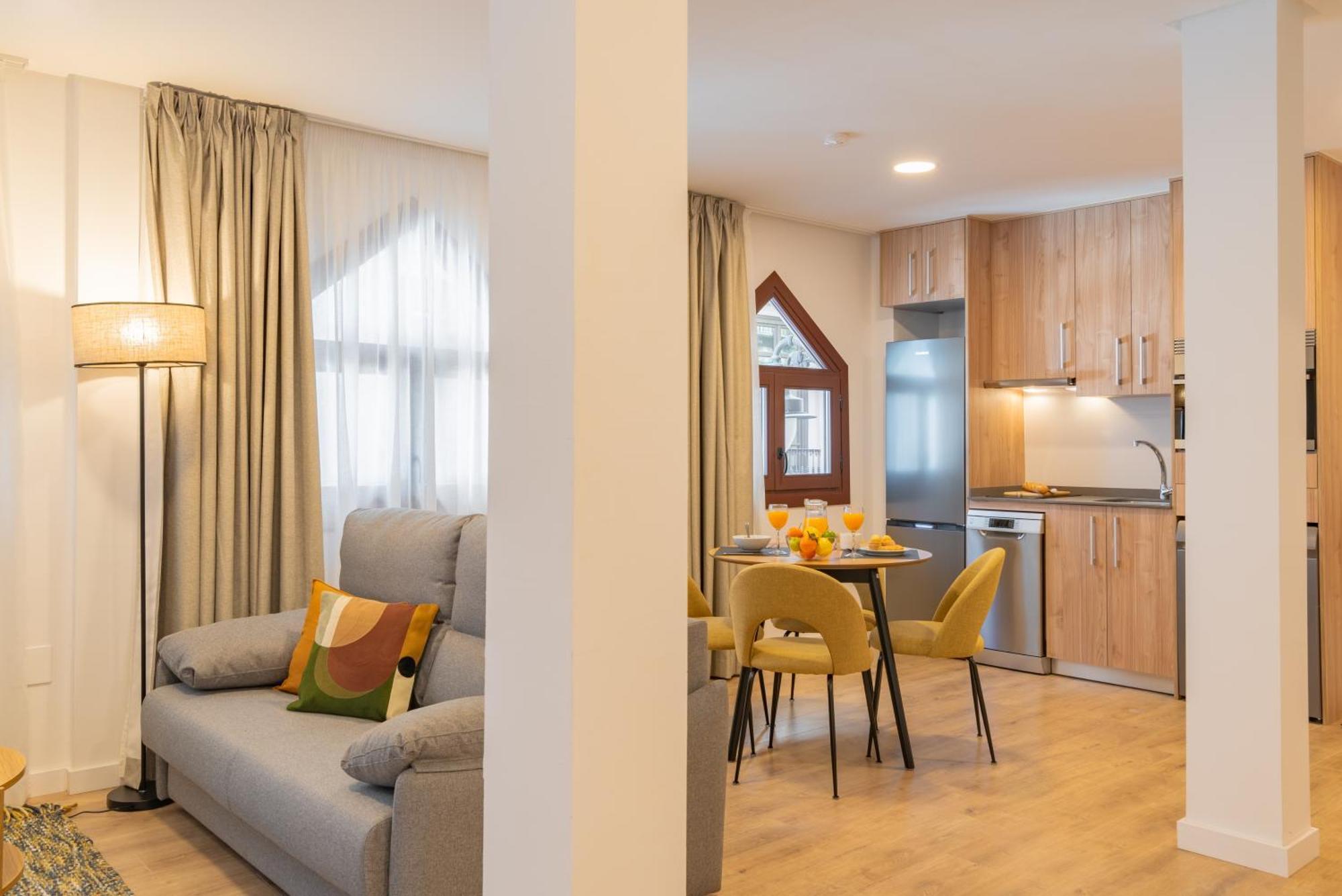 Feelathome Atarazanas Apartments Málaga Extérieur photo